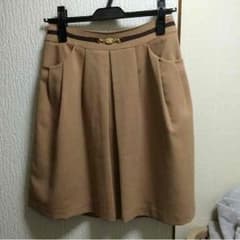 スカートのサムネイル