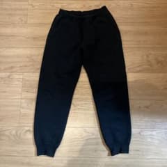 ユニクロ　黒 暖パン　150サイズのサムネイル