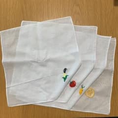 手作りハンカチ刺繍ワンポイントのサムネイル