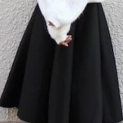 ミコアメリ 黒 スカートのサムネイル
