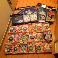 全新品未開封☆ベイブレード25個セット♪のサムネイル