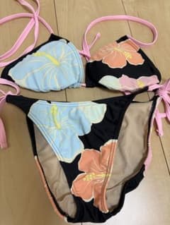 当時物 レア！！ ALBAROSA❤ロゴビキニ 水着❤平成ギャル❤ハワイアン柄 ALBA ROSA 水着 - メルカリ