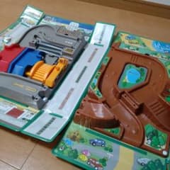 トミカ つながる おでかけ立体マップのサムネイル