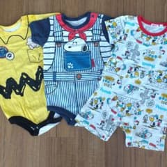 【値下げ】スヌーピー　半袖ロンパース　3枚セットのサムネイル