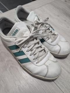 adidas スニーカー ホワイト グリーンのサムネイル