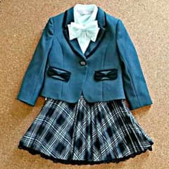 女の子　フォーマルスーツ　120のサムネイル