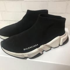 【専用】BALENCIAGA スピードトレーナー 39のサムネイル