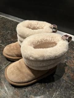 さんも様専用　UGG ベージュブーツ 15(JP)/8 (US) / 25 (Eのサムネイル
