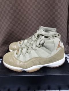 【最終値引き】WMNS AIR JORDAN11ジョーダン11海外限定29センチのサムネイル