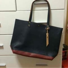 新品♡レザートートバック♡のサムネイル