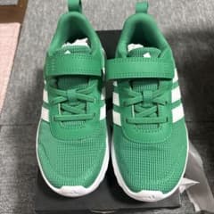adidas キッズスニーカー グリーン