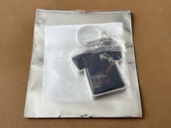 UVERworld Tシャツ型キーホルダーのサムネイル