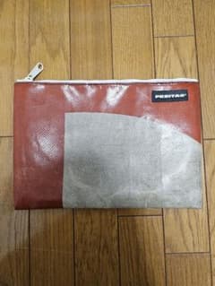 フライターグ　F07 CHUCK  freitag ポーチ　クラッチバックのサムネイル