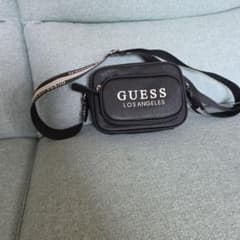 GUESS LOS ANGELES ショルダーバッグ ブラックのサムネイル
