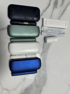 IQOS 本体 4点セット まとめ売りのサムネイル
