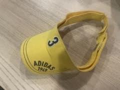 adidas サンバイザー イエロー 1949 - メルカリ