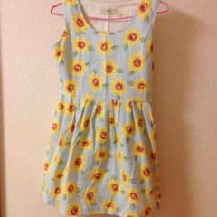 titty&co. ひまわり柄 ワンピースのサムネイル