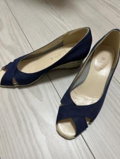 DIANA ほぼ未使用 ネイビー オープントゥ ウェッジヒールのサムネイル