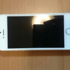au iphone5s 16gb　シルバー　美品のサムネイル