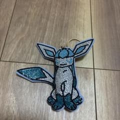 ポケモン グレイシア ラインストーン キーホルダー - メルカリ