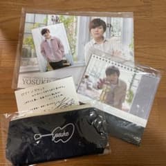 岸洋佑2020.4→2021.3カレンダー2種類、2019LIVEDVDのサムネイル