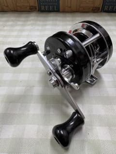 アブガルシア アンバサダー 4600C クラッシック 赤ベロ - メルカリ