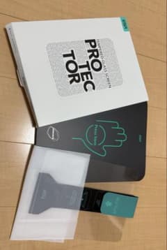 ESR iPad Air 13インチ用 強化ガラスフィルム １枚のサムネイル