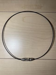 ファイテン RAKUWAネック プチカレント ブラック 50cm - メルカリ