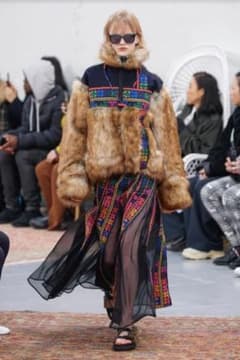 ☆sacai サカイ long embroidered skirt チロリアン☆ ☆sacai サカイ long embroidered skirt チロリアン☆ - メルカリ
