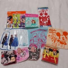 新品☆ ディズニーストア ミッキー＆ミニーハンドタオルセット 幼児用 入園準備