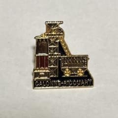 ピンバッジ　フランス雑貨　ヴィンテージ　炭鉱　採掘　工事