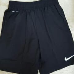 ナイキ　ドライフィット　パンツ　150 黒のサムネイル