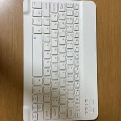 ワイヤレスキーボードのサムネイル