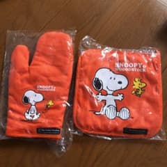 SNOOPY 鍋つかみ、鍋敷き　セットのサムネイル