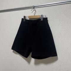ブラック ショートパンツのサムネイル