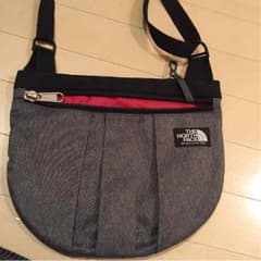 ノースフェイス　ショルダーバッグのサムネイル
