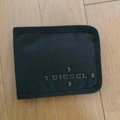 DIESEL 二つ折り財布のサムネイル