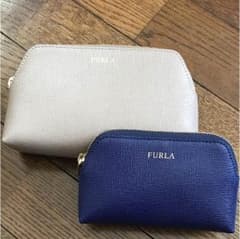 FURLA☆ポーチセット[新品 未使用] ☆お値下げ中！！のサムネイル