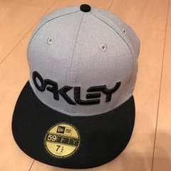 【YUGo様 専用】オークリー BBキャップのサムネイル