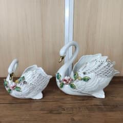 【匿名配送】イタリア製　白鳥　スワン　陶器　入れ物　オブジェ　大小２個セット 匿名配送】イタリア製 白鳥 スワン 陶器 入れ物 オブジェ 大小2個