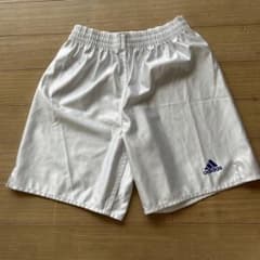 【ZUKKA.25様専用】adidas ハーフパンツ160のサムネイル