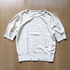 美品 FOXEYフォクシー アイボリー 半袖ニット 38 ビジュー付き - メルカリ