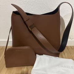 CHARLES & KEITH ショルダーバッグ ブラウンのサムネイル