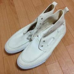 スニーカーのサムネイル