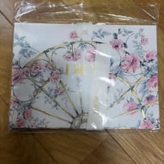Dior ショップ袋 限定 フローラルデザインのサムネイル
