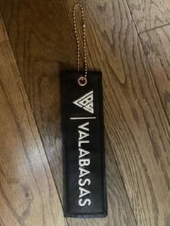 VALABASAS ブラック レザー調 スタッズ パンツのサムネイル