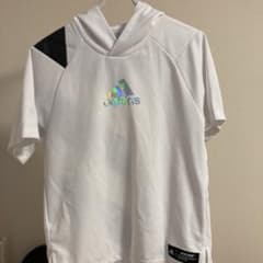 adidas 5t フード付半袖Tシャツのサムネイル