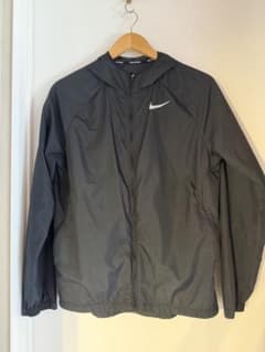 NIKE RUNNING ウィンドブレーカー ブラック Mサイズ