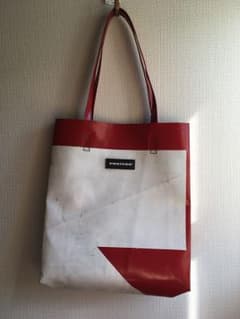 【値下げ】フライターグ FREITAG トートバッグ 赤のサムネイル
