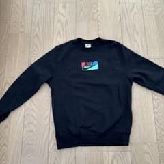 Nike ブラック クルーネック トレーナー